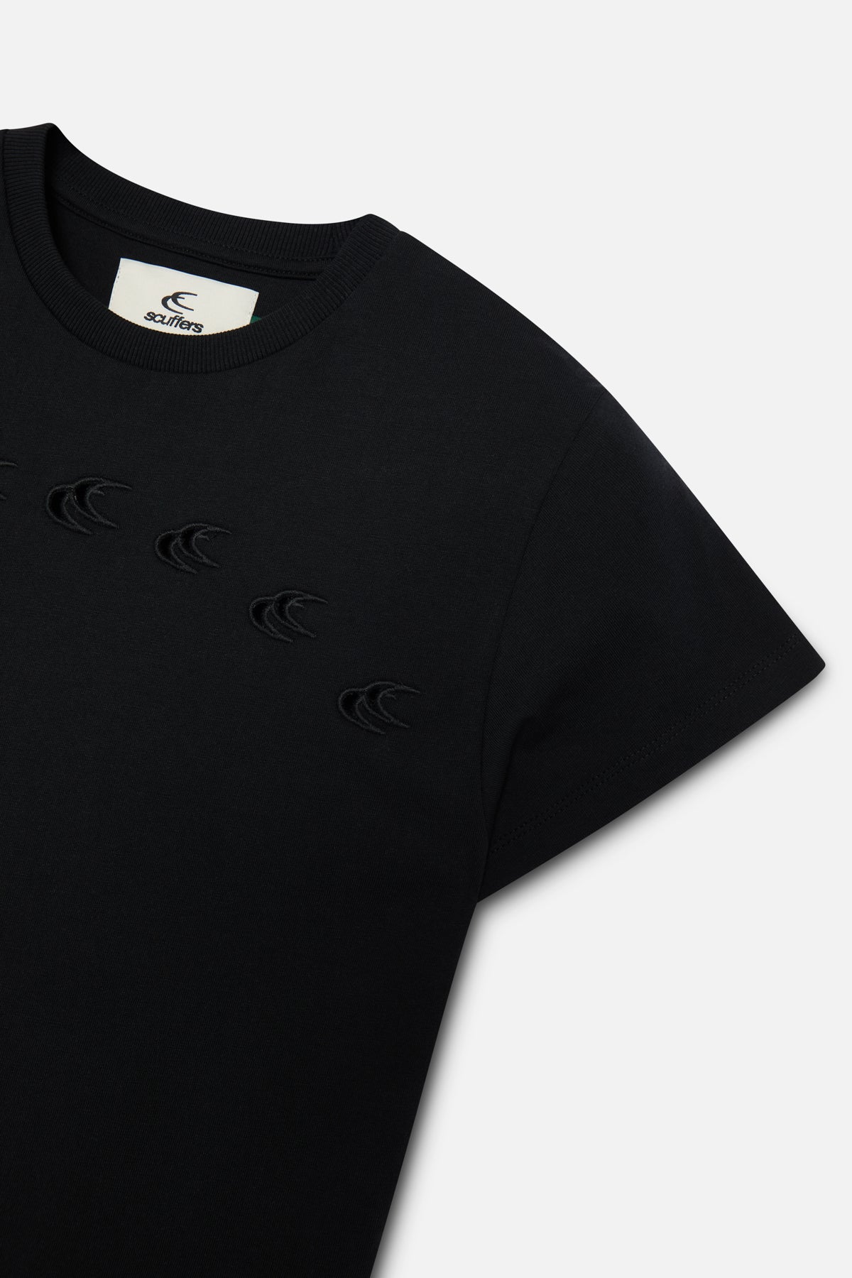 Hole Black T-Shirt – Scuffers