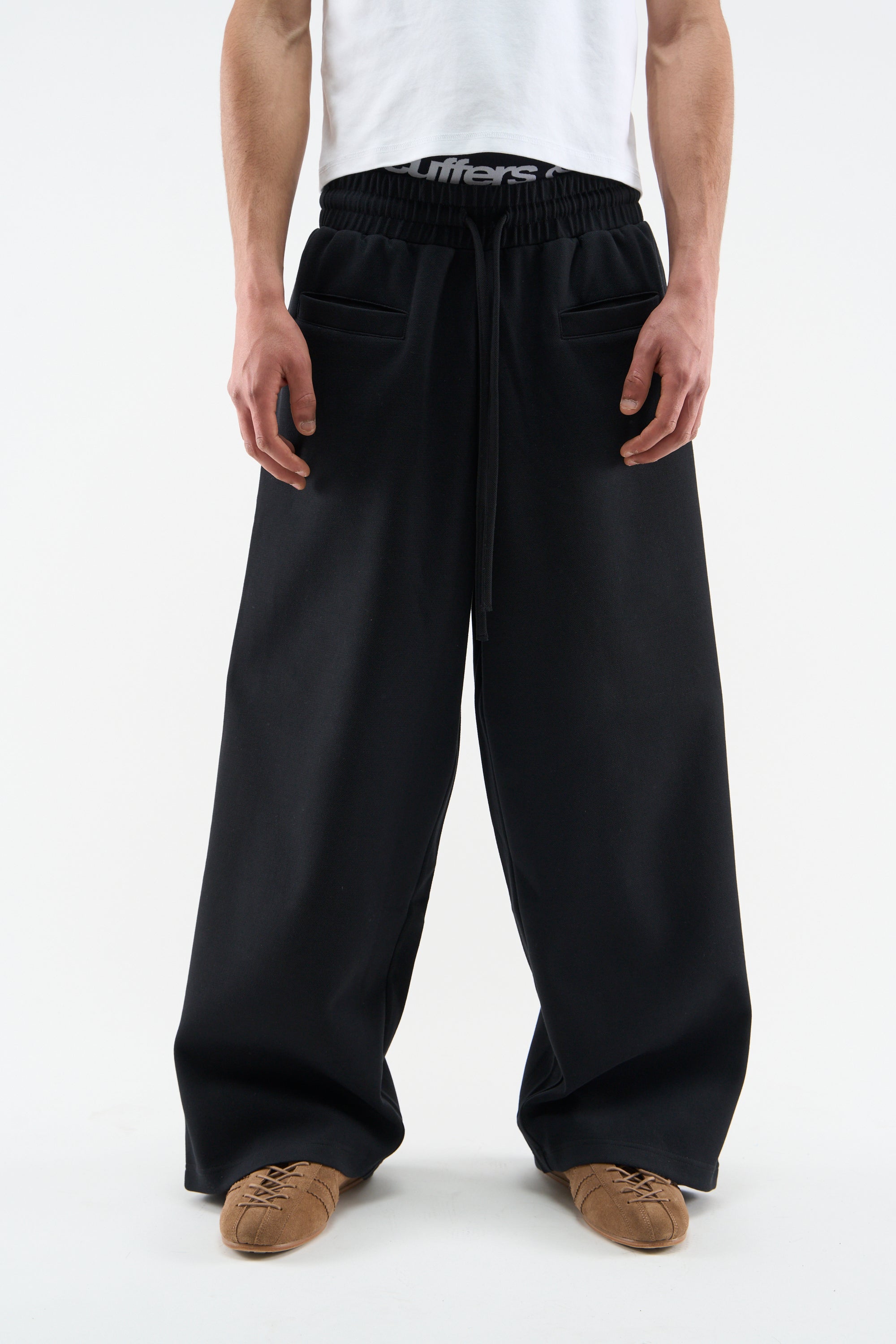 Tube Black Pants – Scuffers