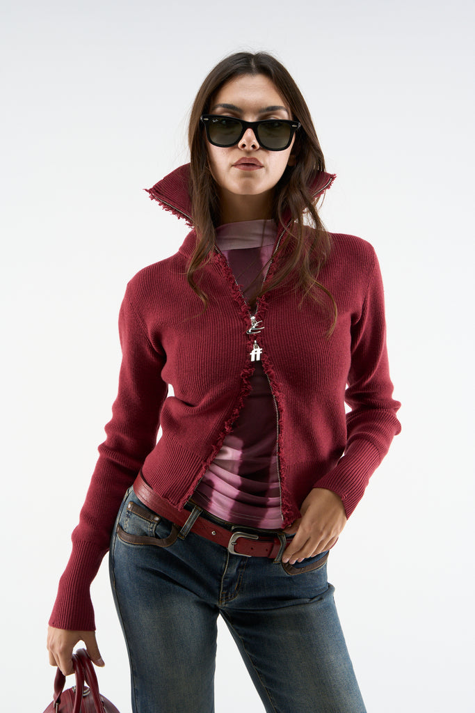 Nusa Burgundy Zipper