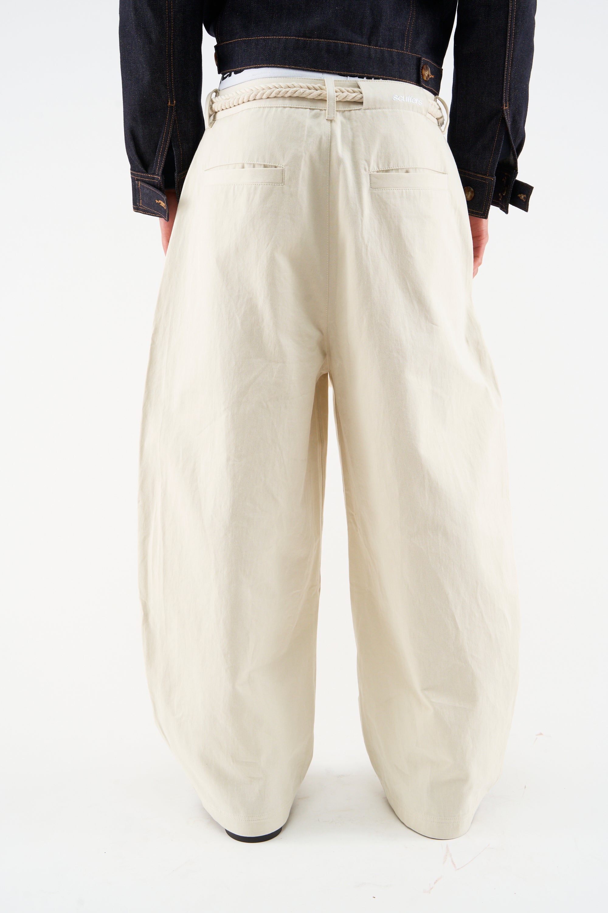 Manual Beige Pants