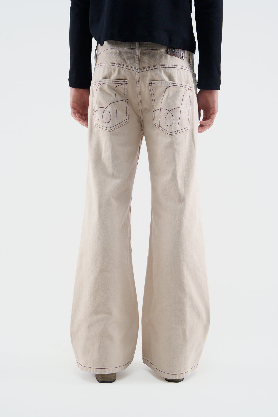New Flared Ecru Pants – Scuffers