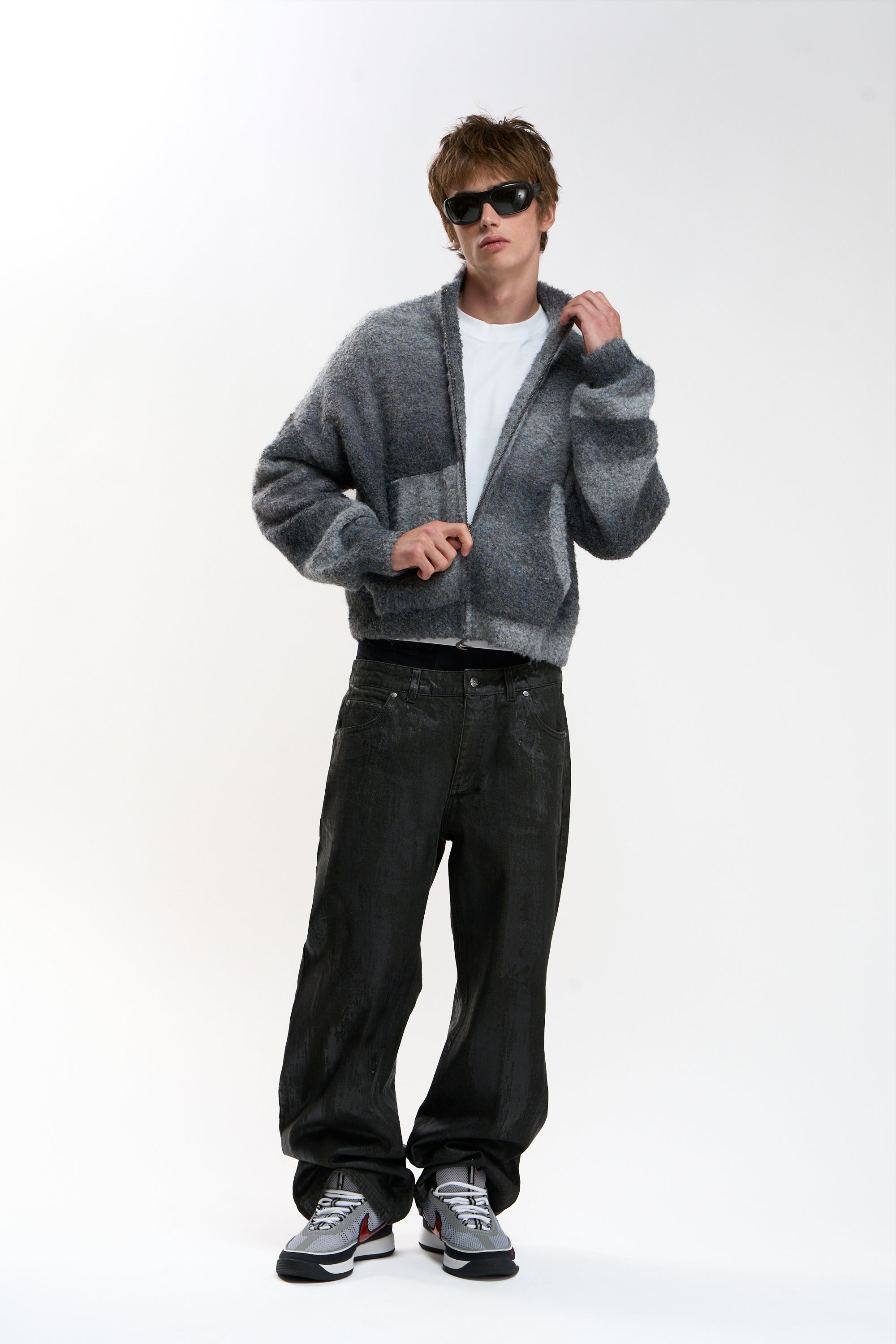 Delorette Grey Knit Zipper