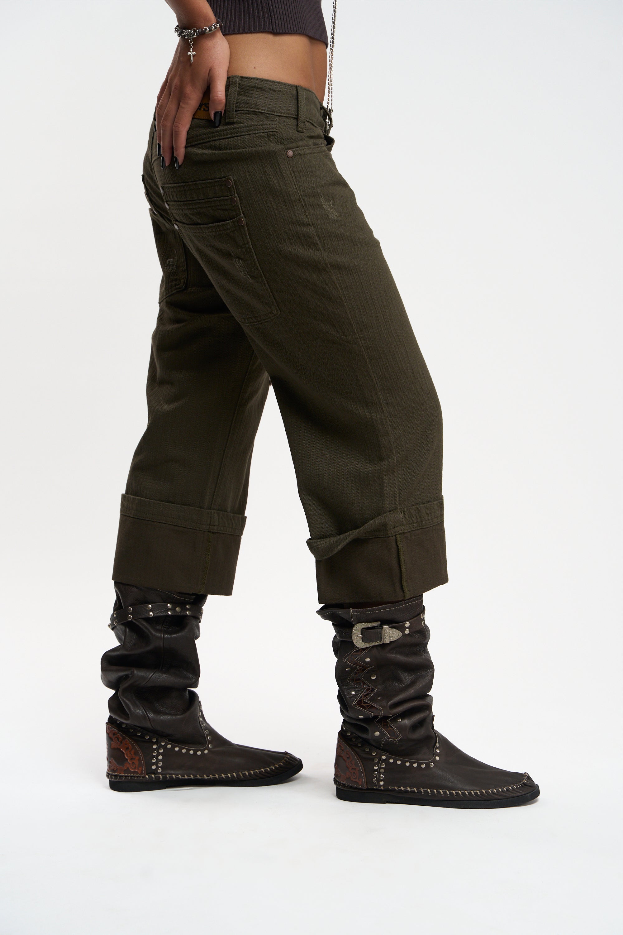 New Capri Green Pants