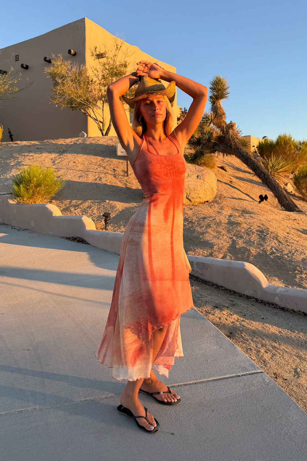orange summer dress for women Name/Description:Alyssa Veil - Fully Bordered Floral Edge Veil modern designs creates stylish Sexy Nightclub Dress Summer The Lady in Gold