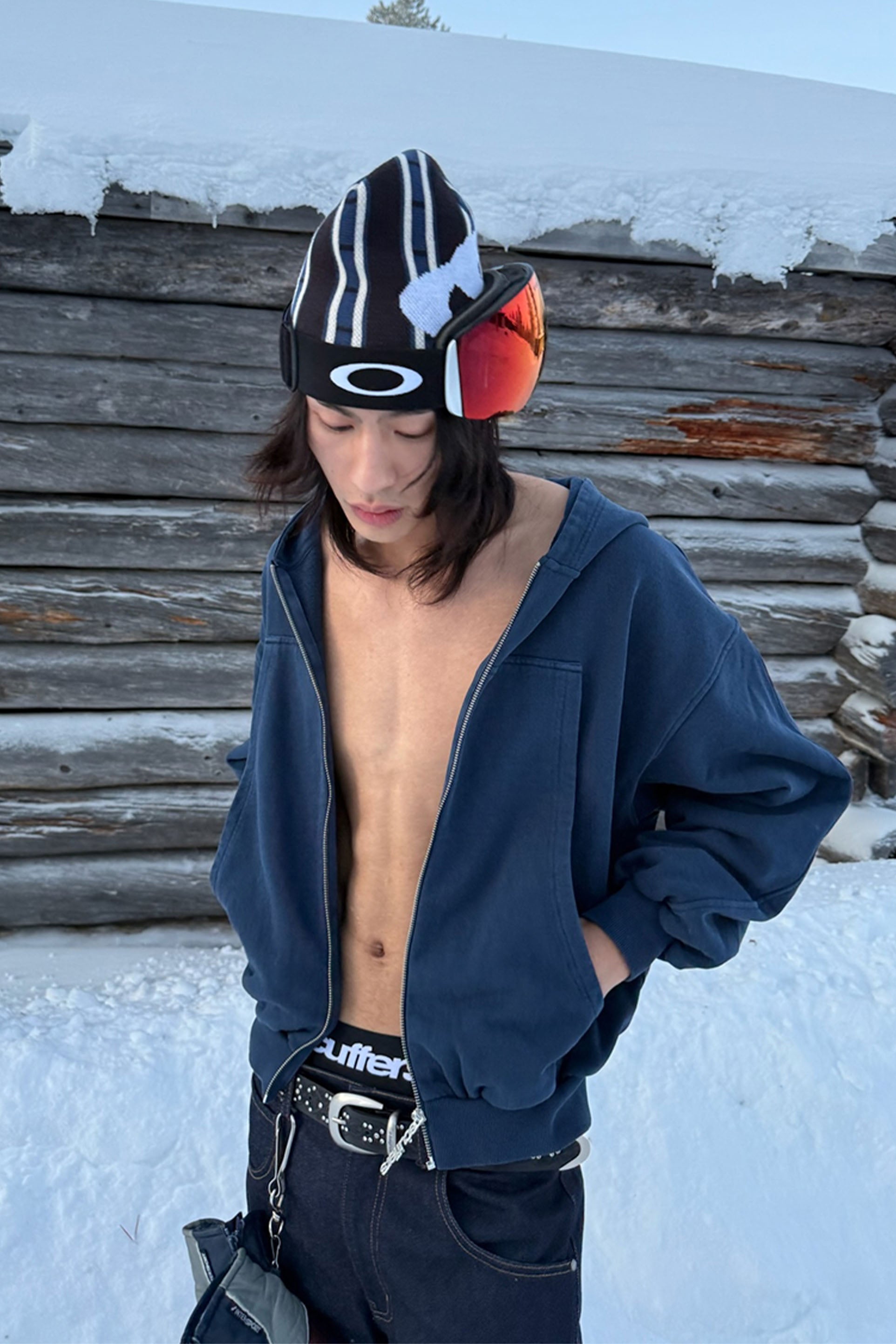 Pick Pocket Navy Zipper