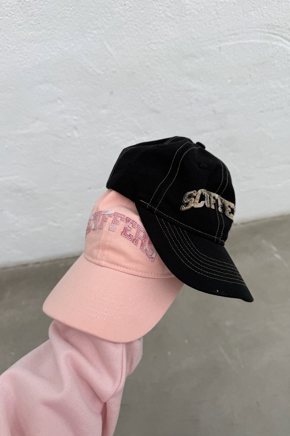 Sabana Dark Cap
