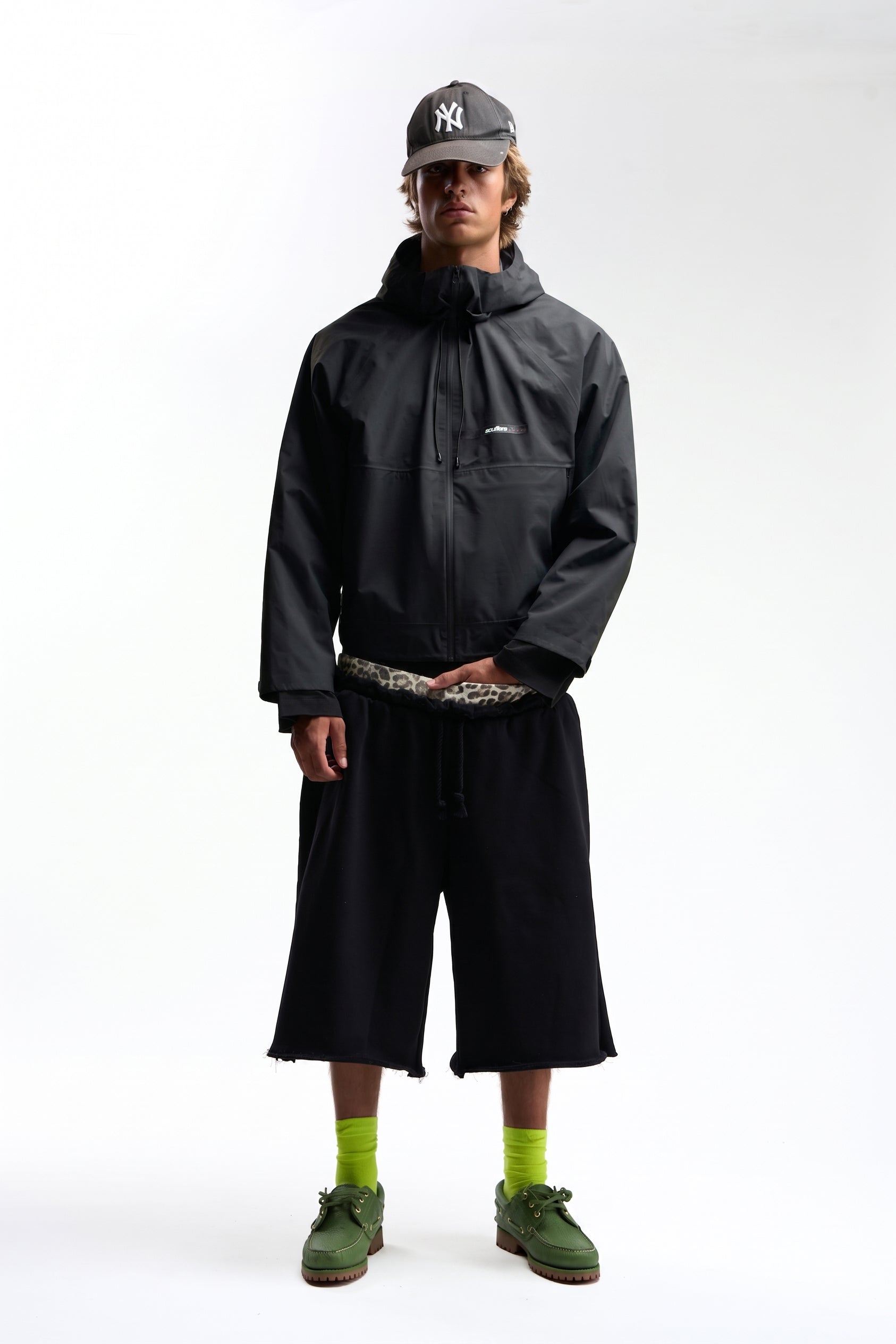 Essence Black Windbreaker